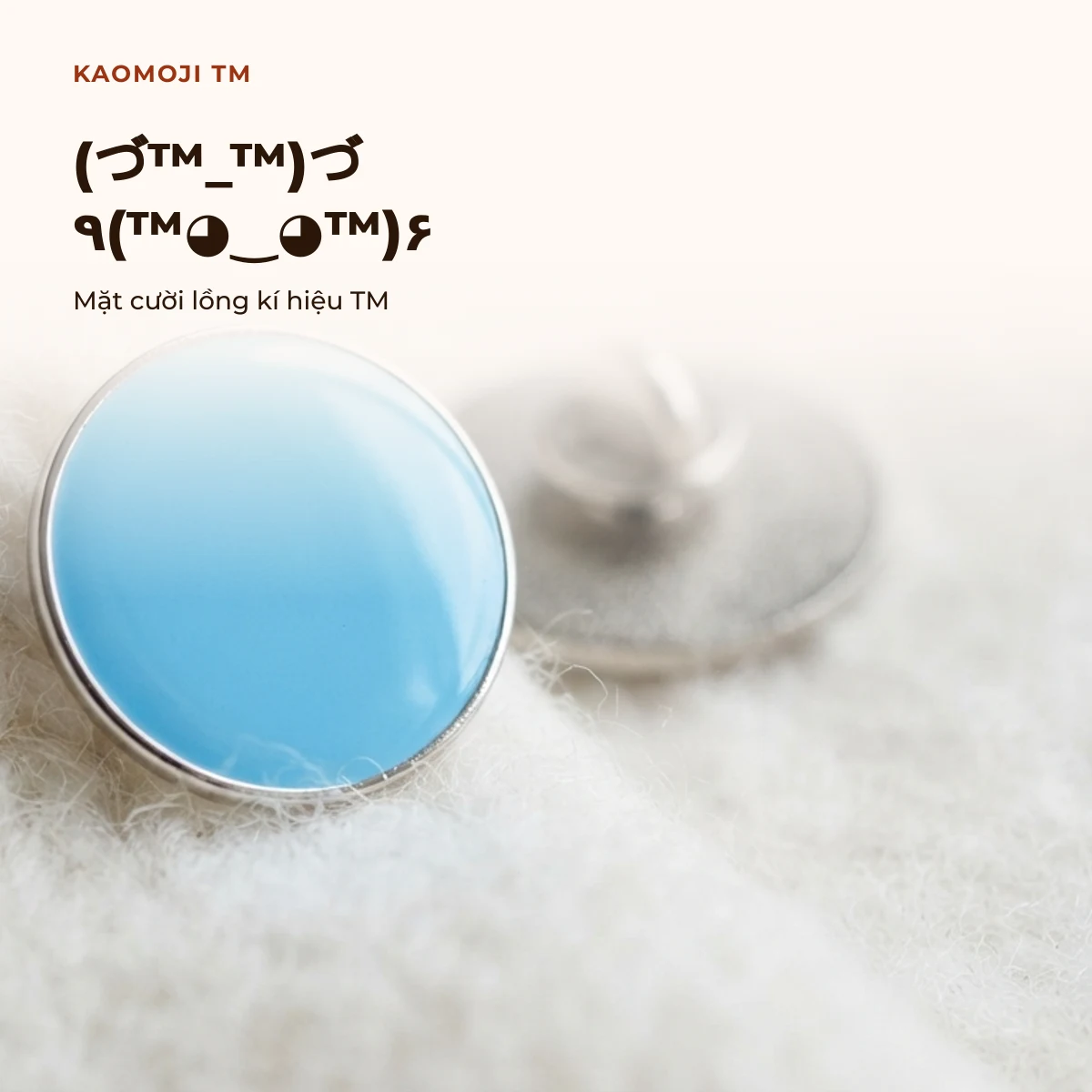 Kaomoji lồng kí hiệu TM